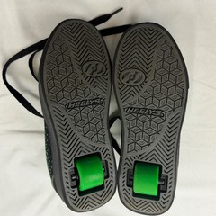 Heelys Minecraft Pro 20 Kids Size 3 Green Black Creeper Skate Shoes 10542