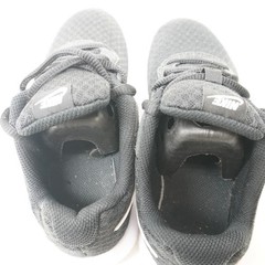 EUC! Nike Tanjun PS Black White Youth Kids Running Shoes Size 1Y Boys Girls