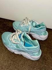 Size 7 (GS) Nike Huarache Run Print Low Blue Lagoon