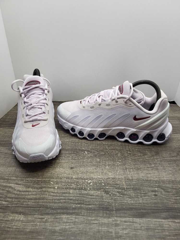 Nike Air Max Dn 8 Light Pink White Mesh Unisex Kids Athletic Sneakers 6 Y