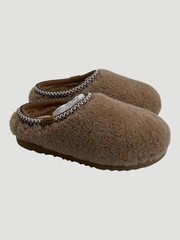 UGG Tasman Maxi Curly Kid’s Size 6 Chestnut Casual Slippers NIB