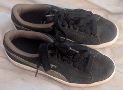Puma Smash V2 Youth Size 4 Suede Sneakers 365182-11 Black Tan Gray Size 4C