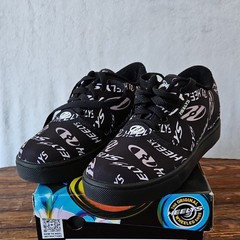 Heelys HE101139 Black Logo Print Wheeled Sneaker US Kids 6 UK 5 EU 38