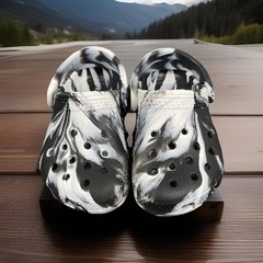 🔥 Crocs Kids Classic Marble Black & White Slip On Shoes Clogs • Toddler Size C6