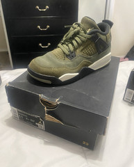 Jordan Air Jordan 4 Retro GS Kids 1Y Green Low Top Leather Lace-Up Sneakers