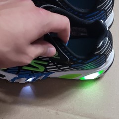 SKECHERS Flex-Glow Elite LED Light-Up Hook & Loop Kids Sneakers US 3 EU 35