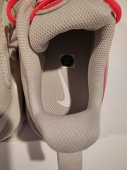Nike Air Max Fire (GS) Size 4Y – Phantom/Hyper Pink- Light Bone