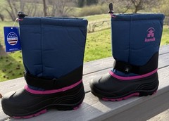 Waterproof Boots Size „Big Kid 5“ Insulated Kid Boots Blue With Pink Trim NWT