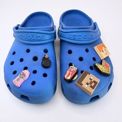 Crocs Classic Clogs Blue Kids Size J3 Minecraft Pizza Jibbitz Charms Shoes