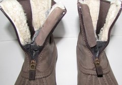Ugg Kids Waterproof Leather Slushy Espresso Boots, Unisex Size 1