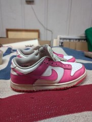 Nike Dunk Low GS White Laser Fuchsia FB9109 102 Size 7Y Barbie Pink White