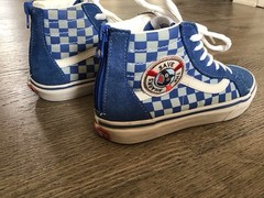 VANS X DISCOVERY Youth Size 2.5 Shark Week Skate Shoes Back Zip Save the Sharks