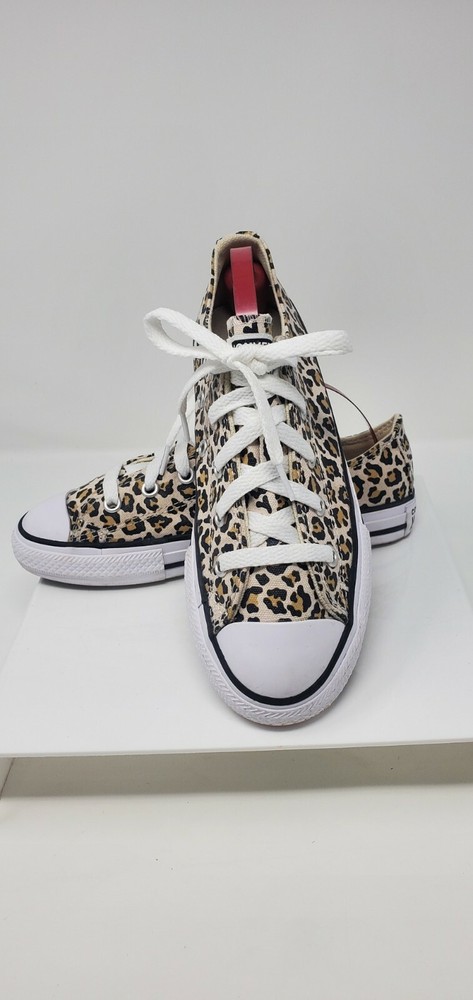 Converse Chuck Taylor All Star Leopard Print Sneakers yourh size 1