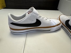 DA5381-102 Nike Court Legacy Size 2y