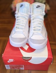Nike Blazer Mid ’77