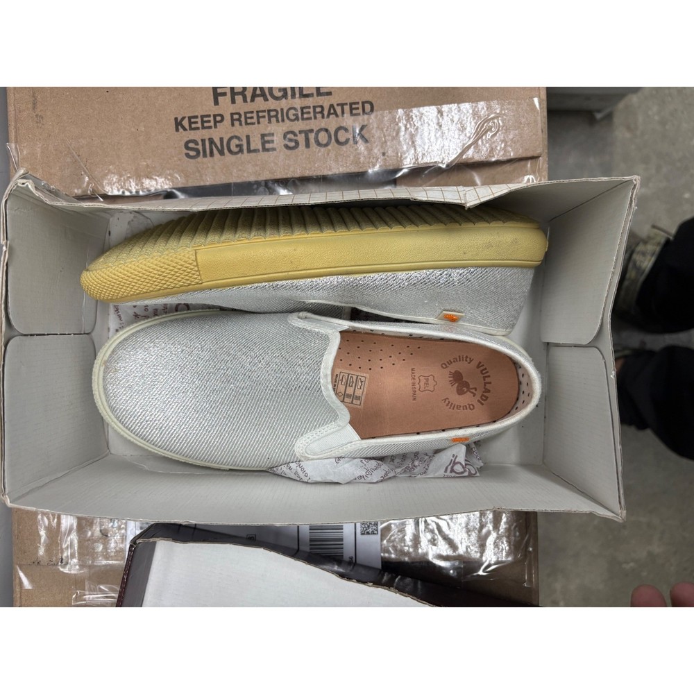Vulladi Kids Silver Lame Slip On Sneakers Made in Spain Size 34 3301-AVI805