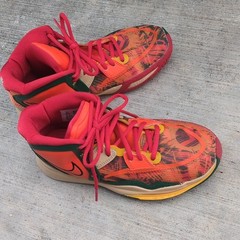 Nike Kyrie Infinity 1 World Orange Basketball Sneakers Youth Size 5