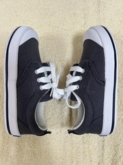 Keds Graham size 9 Wide classic sneaker canvas Navy lace Cap toe