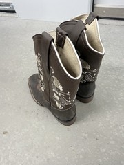 Boots For Kids Size 3