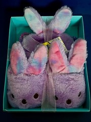 New PEEPS CHILDRENS SLIPPER GIFT SET girls or boys Lavender PLUSH EASTER BUNNY