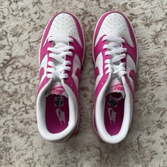 Nike Dunk Low Laser Fuchsia Sneaker (GS) FB9109-102 Size 5.5Y