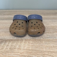 Crocs Kids Classic Clogs Translucent Brown Navy | Youth C8