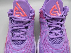 Nike Giannis Immortality 4 Kids Size 4Y Raspberry Fuchsia Basketball FZ6734-500