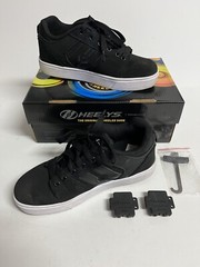 HEELYS RACER 20 Skate Shoes Black #HE100763H Youth Size 5 Covers Tool W/Box