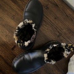 Dr Martens Kids 2976 Leonore Y Boots Black Romario/Smoother Finish Leopard 1 Y