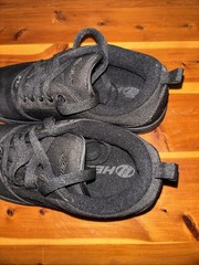 Heelys USA YTH 6 Black Pro 20 Canvas Low Profile Wheeled Sneakers