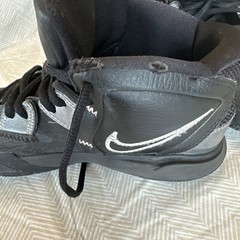 Nike Kyrie Infinity GS Black Metallic Silver Concord DD0334-005 BASKETBALL (5.5)