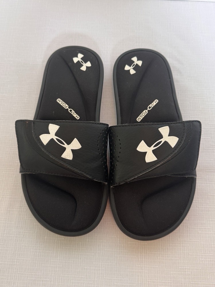 Under Armour Ignite IX 4D Foam Slides Youth 5Y Black White Adjustable Sandals