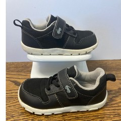 See Kai Run Kids Black Canvas Hook and Loop Athletic Sneakers Size 8 Toddler