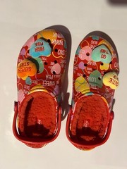 Sweetheart Valentines Crocs Size J 5 New without tags