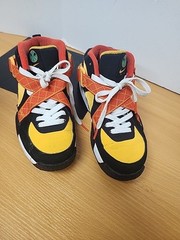 DD9281 001 NIKE AIR RAID Retro Basketball ROSWELL RAYGUNS BLACK-GOLD SZ 5Y