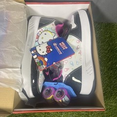 Heelys x Hello Kitty Kama Sanrio HE00320001 Black White Skate Shoe Womens 8