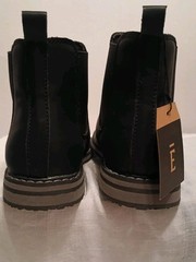 Crevo Blake Chelsea Boot – Youth, Sz. 5, Medium