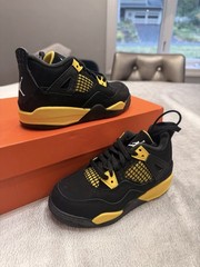 Brand New Jordan 4 Retro Thunder Size 10.5C (PS) BQ7669-017