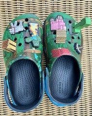 Minecraft crocs kids c11
