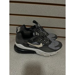 Nike Air Max 270 React Black Charcoal Grey Youth Size 6.5Y Sneakers No laces!