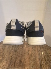 ON Kids’ Cloud Play Midnight/White Running Shoes Sneakers Size 2