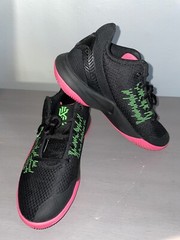 Nike Kyrie Flytrap 2 AQ3412-005 Unisex Kids Black Basketball Shoes Size 7Y Wmns9