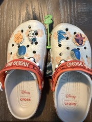 New Disney Moana Crocs In Size J5. Youth Kids