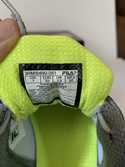 Fila Diskize 2 Kids Size 1 Gray Yellow Mesh NIB Athletic Shoes Tennis Sports
