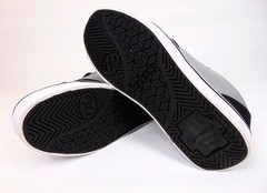 Heelys Youth Pro 20 Black and Gray Canvas Skate Shoes Size YTH 1