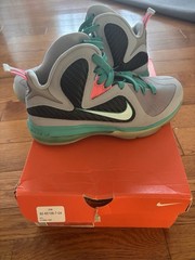 Nike Lebron 9 South Beach Florida GS 2012 Grade School Size 7Y