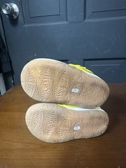 Kyrie 5 SBSP BT Sponge Bob Kids CN4490 700 Size 5C. C-16