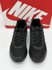 Nike Air Max Invigor Kids Sneakers Black Mesh Lace-Up Low Top US 7