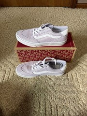 Lilac Youth Vans