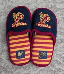 Harry Potter Gryffindor Kids Slippers Size 32 (1.5-2)